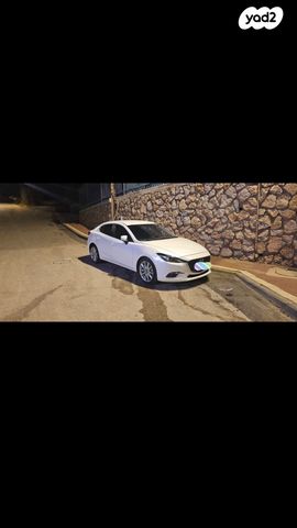 מודעת רכב מאזדה 3
