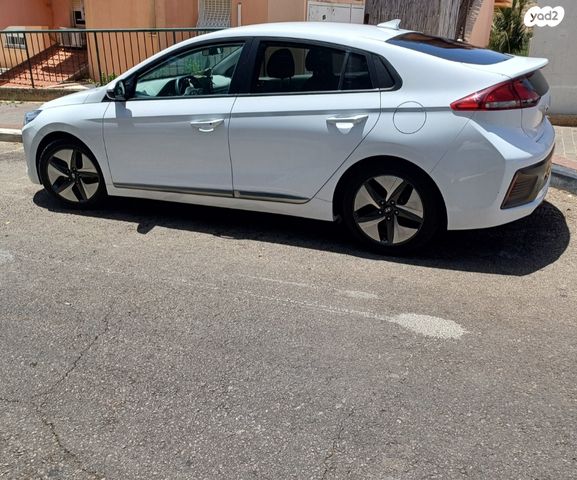 מודעת רכב יונדאי איוניק