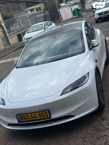 מודעת רכב טסלה מודל 3