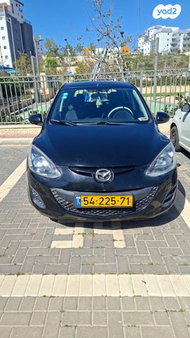 מודעת רכב מאזדה 2