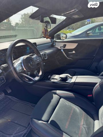 מודעת רכב מרצדס-בנץ CLA