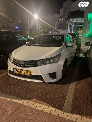 מודעת רכב טויוטה קורולה