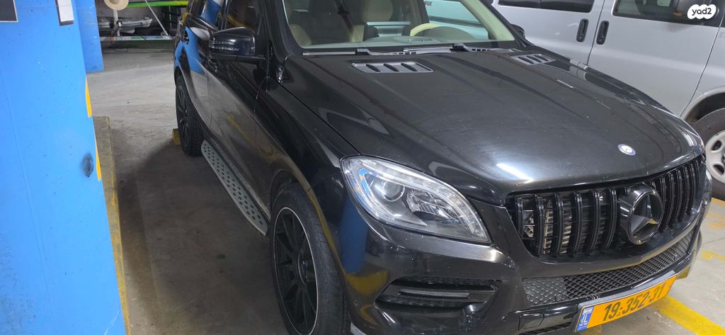 מודעת רכב מרצדס-בנץ ML