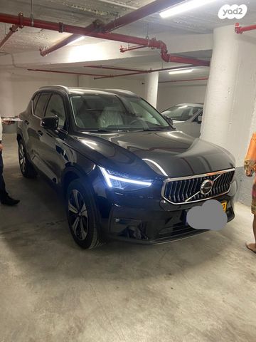 מודעת רכב וולוו XC40