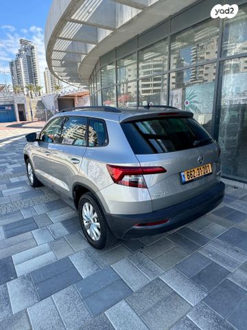 מודעת רכב סקודה קארוק 2