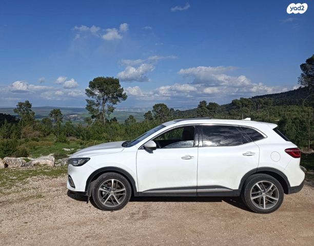 מודעת רכב אם ג'י EHS PHEV