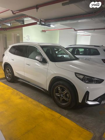 מודעת רכב ב מ וו IX1