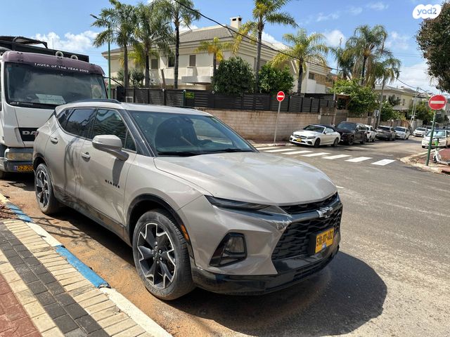 מודעת רכב שברולט בלייזר