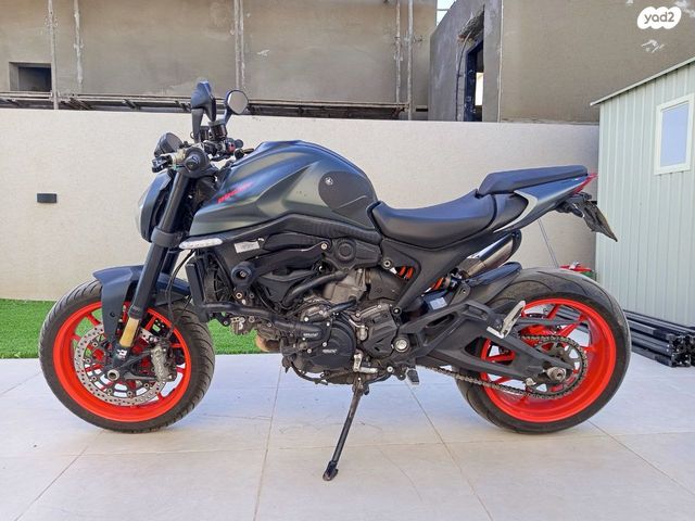 מודעת רכב דוקאטי מונסטר 950