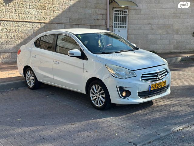 מודעת רכב מיצובישי אטראז'