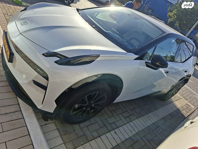 מודעת רכב זיקר X