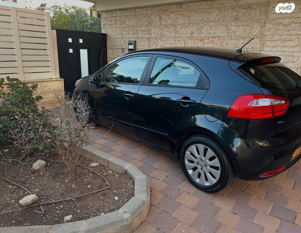 מודעת רכב קיה ריו