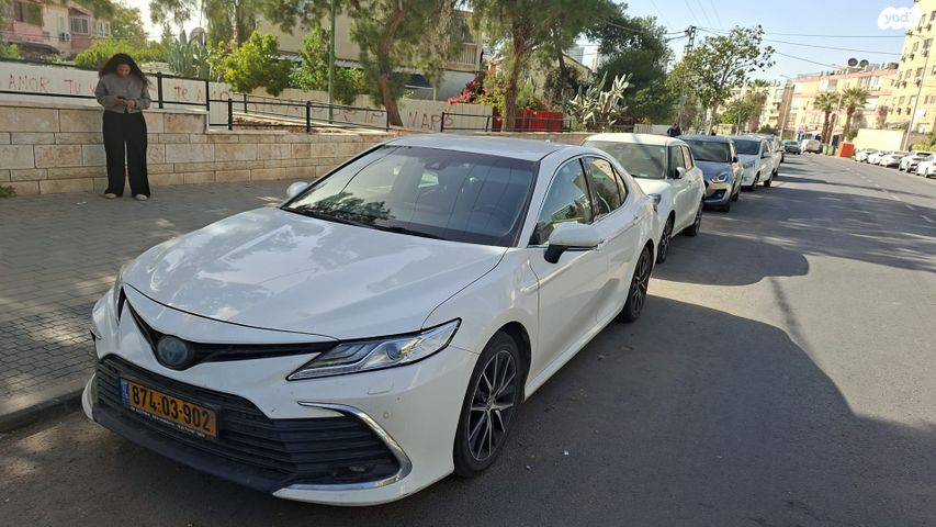 מודעת רכב טויוטה קאמרי