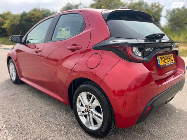 מודעת רכב טויוטה יאריס 2