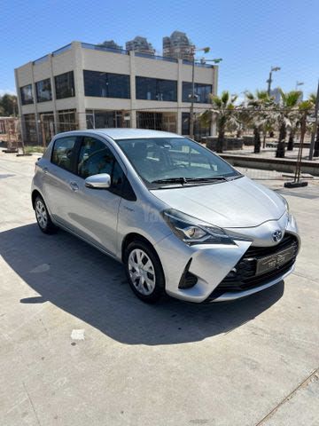 מודעת רכב טויוטה יאריס 1