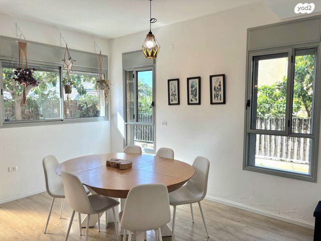 ד"ר הוגו הסנר 7