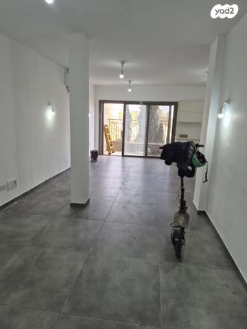 שדרות המאירי 19