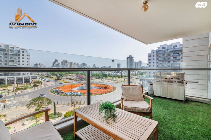 מודעת נכס, דליה רביקוביץ, נאות שמיר, יבנה