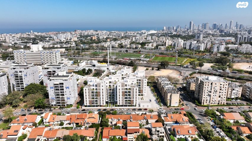 דירת גן, תל גיבורים, חולון