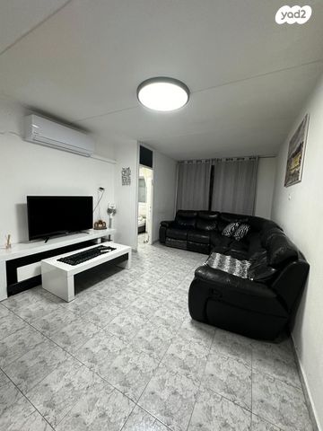 מודעת נכס, שדרות ירושלים 77, קרית ים