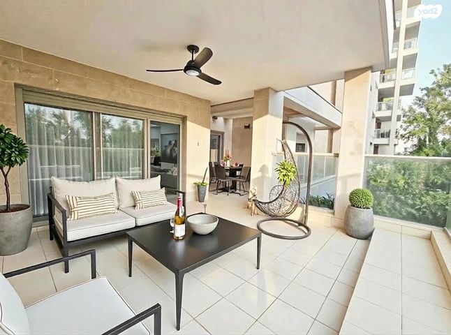 דובה ויצחק שיינפיין 