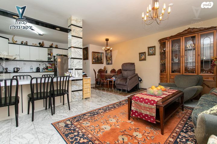 טריפלקס, קרית חיים מזרחית, חיפה