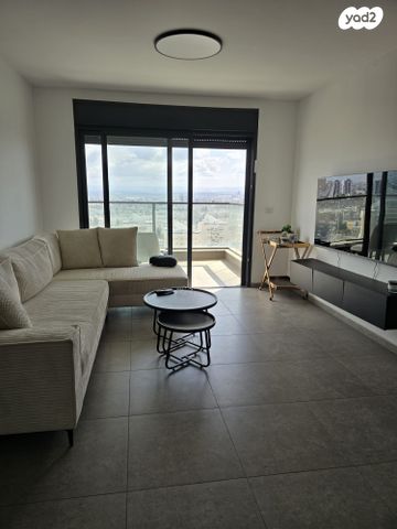 מודעת נכס, משה לוי 9, נאות שמיר, רמלה