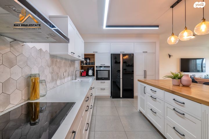 מודעת נכס, נאות שמיר, יבנה