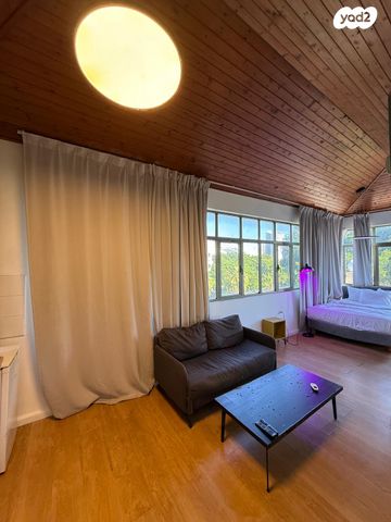 מודעת נכס, עולי ציון 5, צפון יפו, המושבה האמריקאית-גרמנית, תל אביב יפו