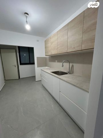 מניה שוחט 11