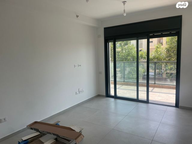 מודעת נכס, שדרות בגין, שיכון א, כפר יונה