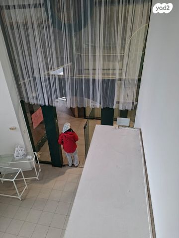 מודעת נכס, המלך ג'ורג', מרכז העיר, ירושלים