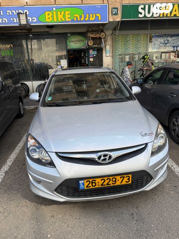 מודעת רכב יונדאי i30
