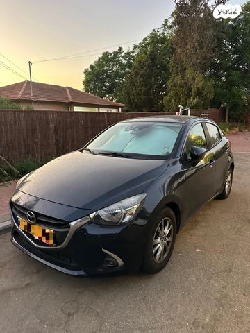 מודעת רכב מאזדה 2