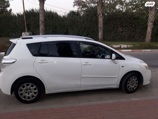 מודעת רכב טויוטה ורסו