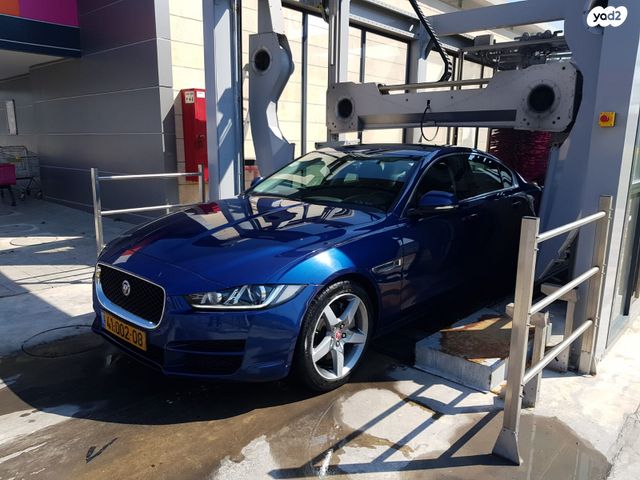 מודעת רכב יגואר XE