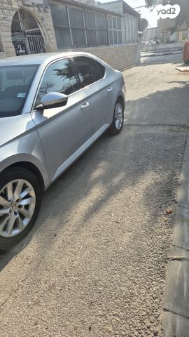 מודעת רכב סקודה סופרב