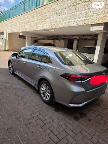 מודעת רכב טויוטה קורולה