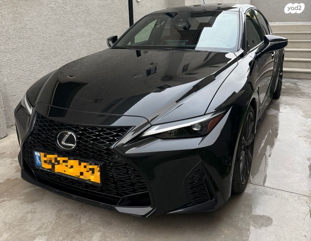 מודעת רכב לקסוס IS