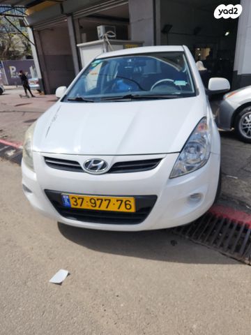מודעת רכב יונדאי i20