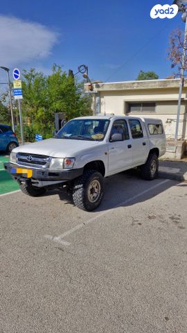 מודעת רכב טויוטה היילקס