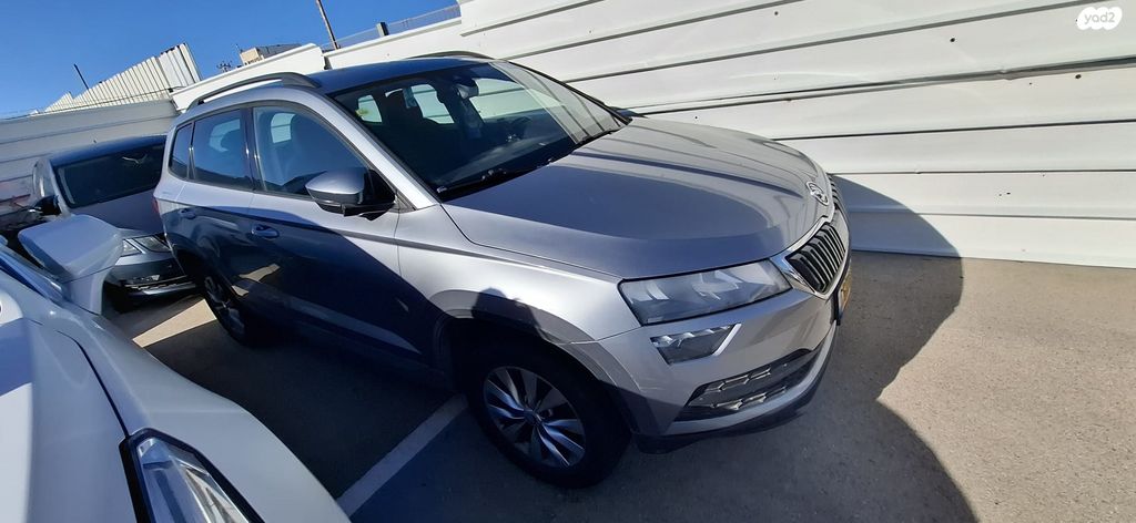 מודעת רכב סקודה קארוק