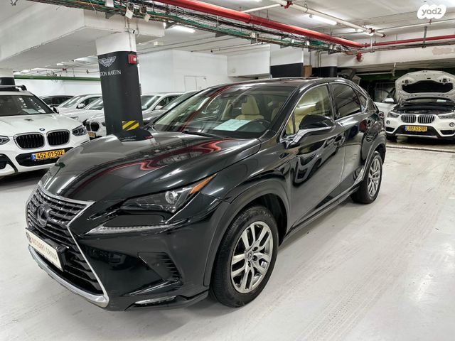 מודעת רכב לקסוס NX