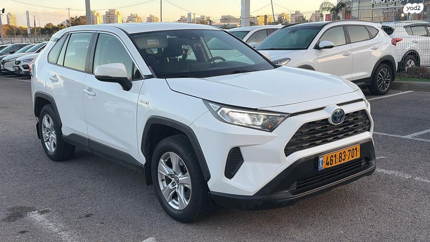 מודעת רכב טויוטה RAV4
