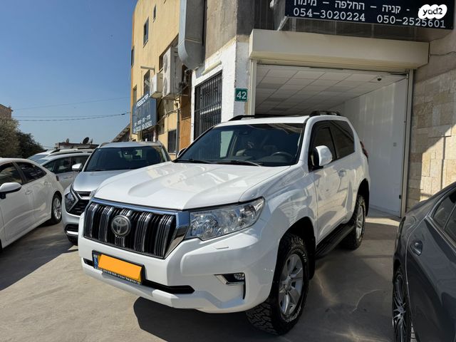 מודעת רכב טויוטה לנד קרוזר