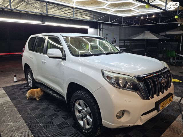 מודעת רכב טויוטה לנד קרוזר