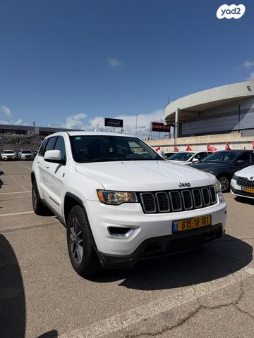 מודעת רכב ג'יפ גרנד צ'ירוקי