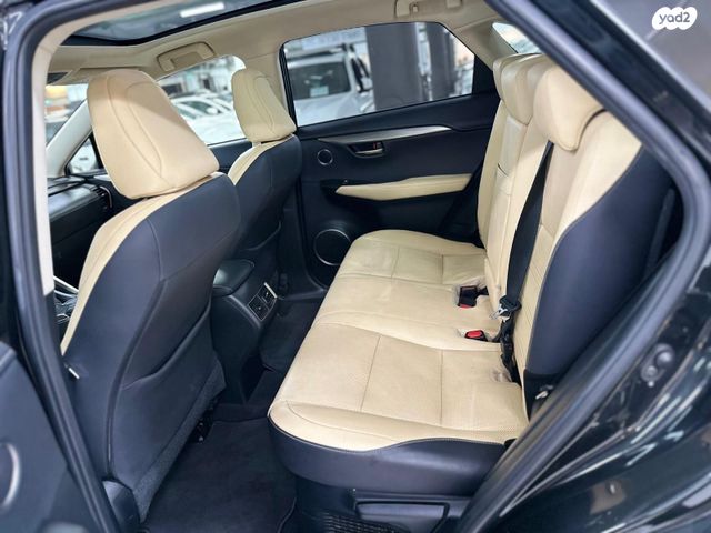 מודעת רכב לקסוס NX 2