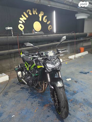 מודעת רכב קאוואסאקי Z900