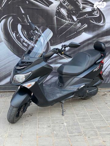 מודעת רכב סאן יאנג ג'וי רייד 200